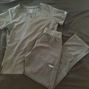 MedCouture Scrub Set